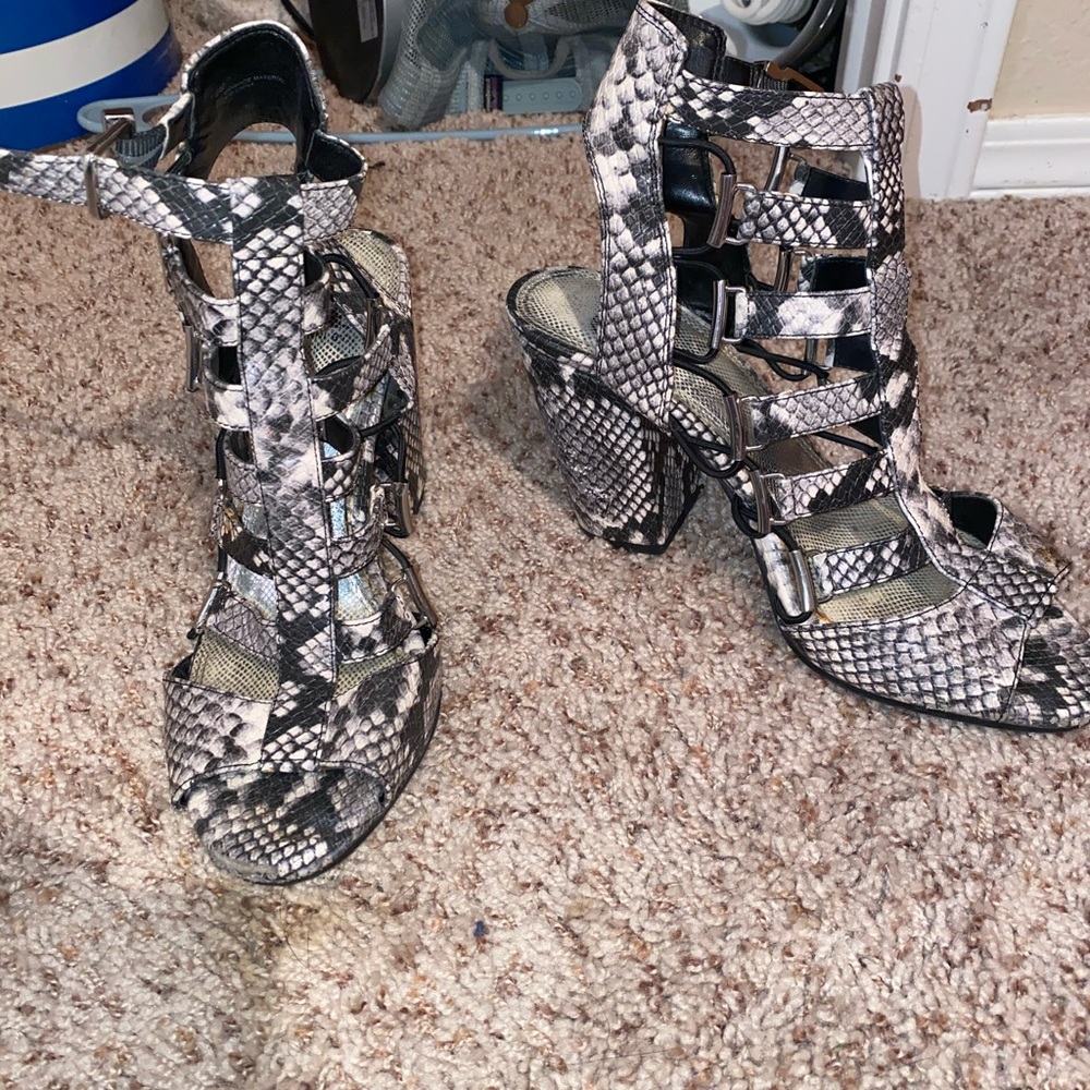Gianni bini chunky heels